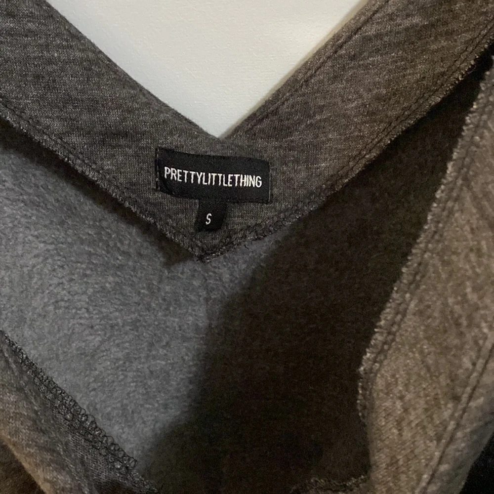 PrettyLittleThing pre loved🫶🏻